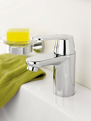 Смеситель для раковины Grohe Eurosmart Cosmopolitan 32824000