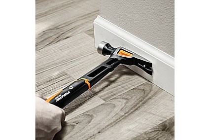 Столярный молоток Fiskars 16oz/13.5" 1020213