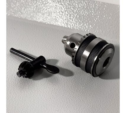 Патрон сверлильный с ключом AURA TOOLS В10/0,6-6 11060610