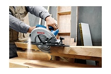 Дисковая пила Bosch GKS 235 Turbo 0.601.5A2.001