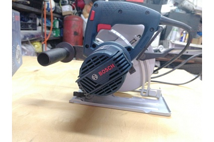 Ручная циркулярная пила Bosch GKS 600 0.601.6A9.020