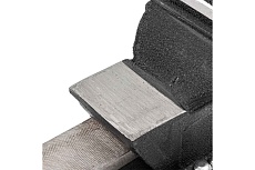 Тиски стальные поворотные с наковальней Rockforce 4 (100мм) RF-6540104(60512)