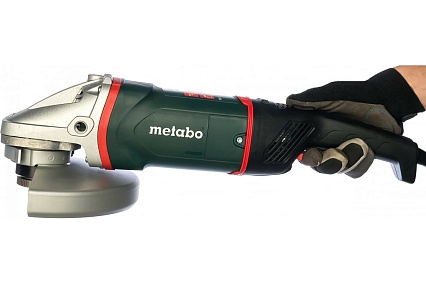 Угловая шлифмашина Metabo WEA 26-230 MVT Quick 606476000