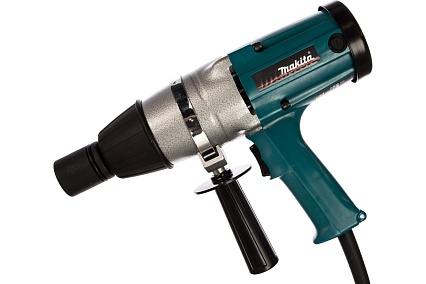 Электрический ударный гайковерт Makita 6906