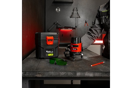 Лазерный уровень MTX crx-30g, 30 м, зеленый луч, батарейки, резьба 5/8" 35032