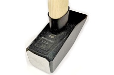 Молоток IZELTAS с усиленной рукояткой, 2000 г 5810252000
