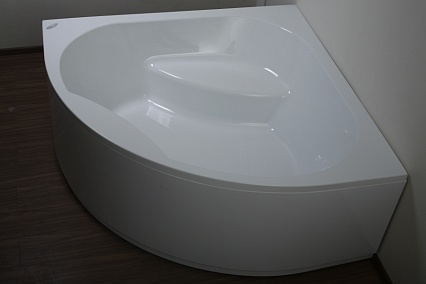Акриловая ванна Kolpa-San Swan BASIS 160x160 см