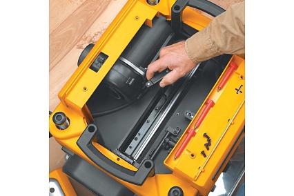 Рейсмусовый станок DeWalt DW735, 1800 Вт, 10000 об/мин DW735-A9