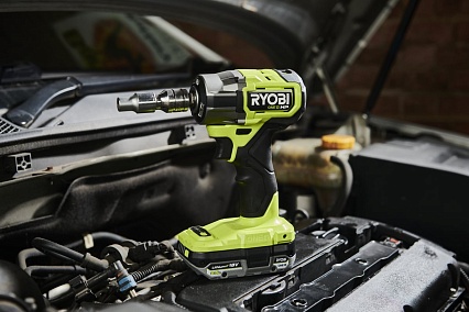 Ударный бесщеточный гайковерт Ryobi 18В RIW18C-0 5133005898