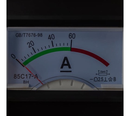 Пуско-зарядное устройство Verton Energy ПЗУ-120 12/24 В, 20-400 Ач., 3.6 кВт 01.5985.5992