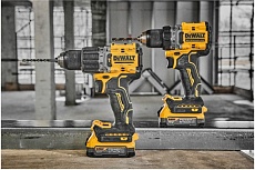 Аккумуляторная дрель-шуруповерт DeWalt DCD 805 P2T DCD805P2T-QW
