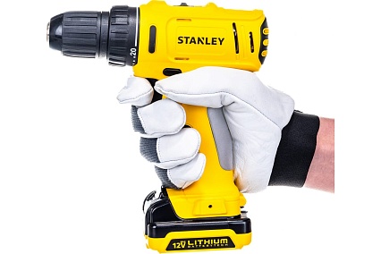 Аккумуляторная дрель-шуруповерт Stanley SCD121S2K
