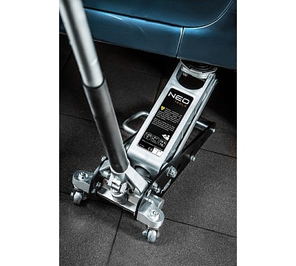 Алюминиевый подкатной домкрат Neo Tools 85-375 мм 125т 11-730