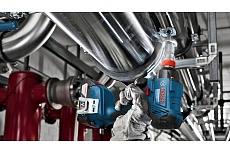 Аккумуляторный гайковерт Bosch GDX 180-LI, cоло, картон 06019G5226