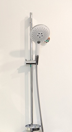 Душевая лейка Hansgrohe Raindance Select E 150 28587400 хром/белый