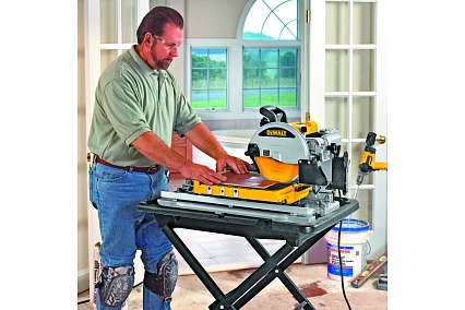 Плиткорезный станок DeWalt D24000