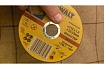 Круг отрезной по металлу INDUSTRIAL (115х22,2 мм) DeWalt DT42240Z