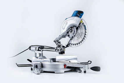 Торцовочная пила WorkMaster ПТ-2200/255В