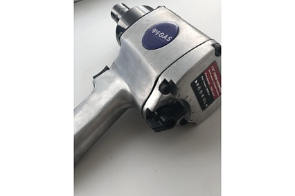 Ударный пневматический гайковерт Pegas Pneumatic 1/2 PG-2909 1708
