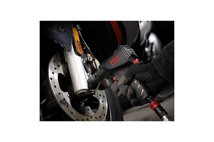 Пневматический ударный гайковерт Mighty Seven 1/2", 746 Нм NC-4130