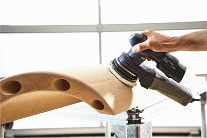Аккумуляторная эксцентриковая шлифмашина Festool ETSC 125 Li 3,1 I-Set 575712