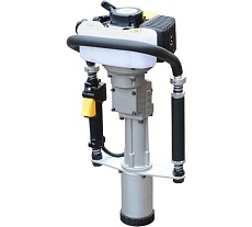 Бензиновый копер ТСС TSS-65GPD 80 мм, в кейсе 026757