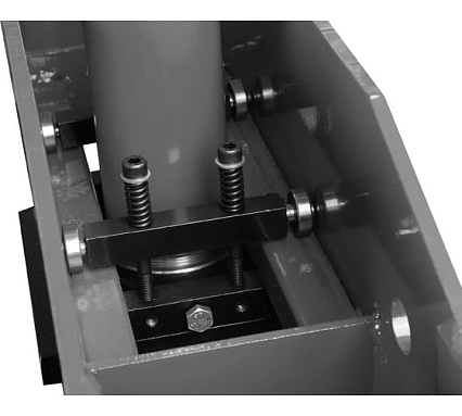 Пресс с ручным и ножным приводом Kraftwell 30т KRWPR30F