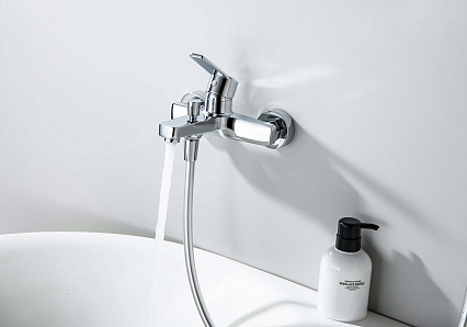 Смеситель для ванны Aquatek Лугано AQ1748CR хром