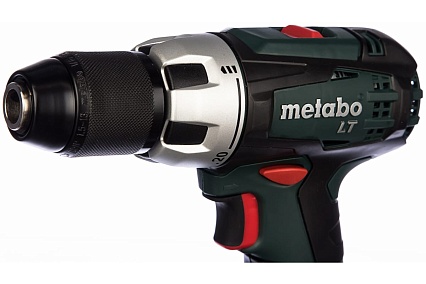 Аккумуляторный винтоверт Metabo BS 18 LT Set с набором оснастки 602102600