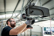 Аккумуляторный ударный гайковерт Metabo SSW 18 LTX 400 BL SE 602255850