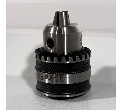 Патрон сверлильный с ключом AURA TOOLS В10/0,6-6 11060610