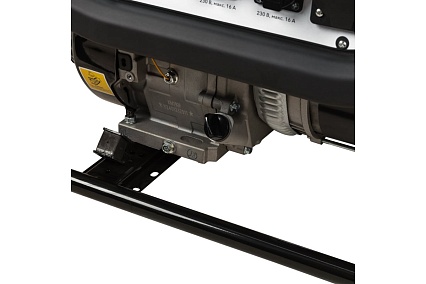 Бензиновый генератор Kranz KR8000 8 кВт, 230 В, 25 л, ручной старт KR-16-1137