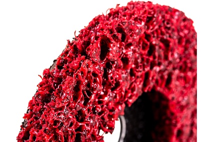 Диск зачистной Clean Strip Red 115х22 мм с фибровой оправкой BlackFox 12575