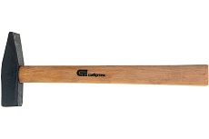 Слесарный молоток 600 г, квадратный боек, деревянная рукоятка Сибртех 10219