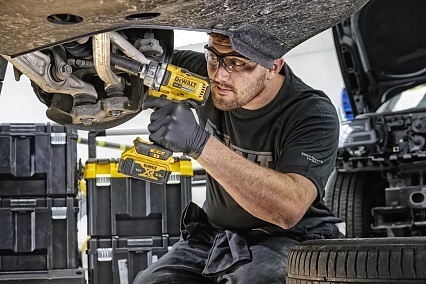 Импульсный гайковерт DeWalt 18.0 В XR DCF894P2-QW