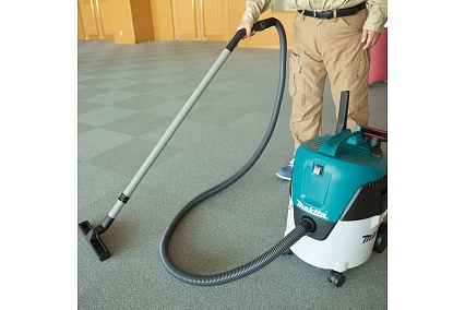 Пылесос Makita 1000 Вт, L класс, 20 л, сухая уборка, с насадками VC2000L