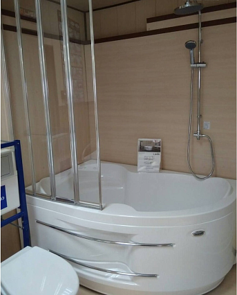 Акриловая ванна Ваннеса Ирма 160х105 с полотенцедержателем, г/м Баланс хром, L