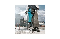 Отбойный молоток Makita HM1812