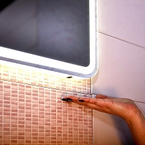 Зеркало Бриклаер Эстель-2 100 см с подсветкой, на взмах руки, часы 4627125414312