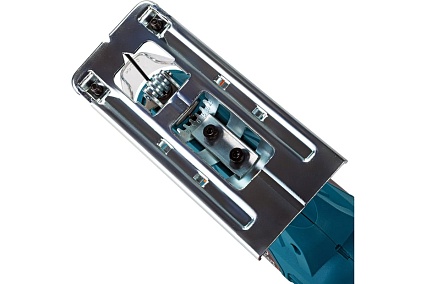 Аккумуляторный лобзик Bort BPS-18Li-Q 93720384