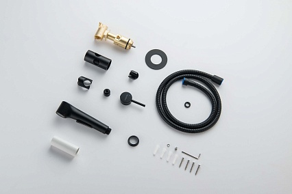 Смеситель Aquatek Европа AQ1020MB с гигиеническим душем, черный матовый Смеситель Aquatek Европа AQ1020MB с гигиеническим душем, черный матовый