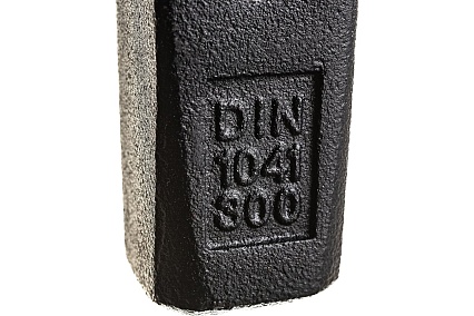 Слесарный молоток Ingco 300 гр. HMH040300