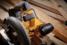 Дисковая пила DeWalt 18 В XR FLEXVOLT ADVANTAGE DCS573NT-XJ