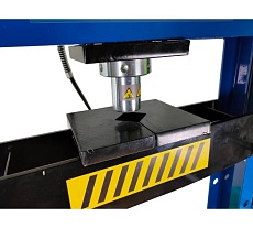 Пресс AE&T 12 т, 3 места T61212T