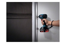 Аккумуляторный ударный гайковерт Bosch GDR 18 V-LI 0.601.9A1.30F
