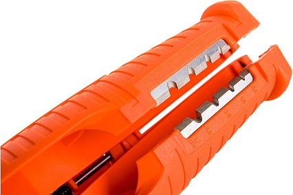Инструмент для снятия изоляции Gigant 0.5-3 мм2 GST-2
