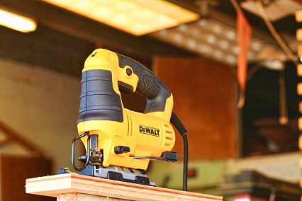 Лобзик DeWalt DWE349-KS