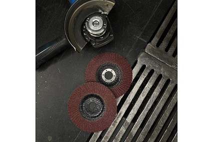 Круг лепестковый торцевой Brown 125х22 мм, Al 80 Flat Abraforce AFBR125AO08058F