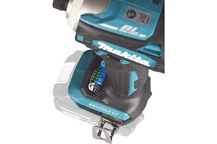 Аккумуляторный ударный бесщеточный шуруповерт Makita Т-Режим, 1/4", 180Нм, М5-М16, кейс, 2x5Ач DTD172RTJ