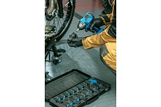 Аккумуляторный ударный гайковерт Hoegert Technik Hoegert 400nm HT2E200